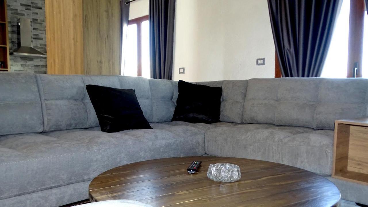 Hotel Limni 4*