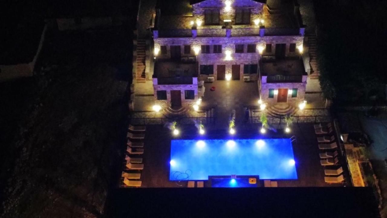 Limni Hotel