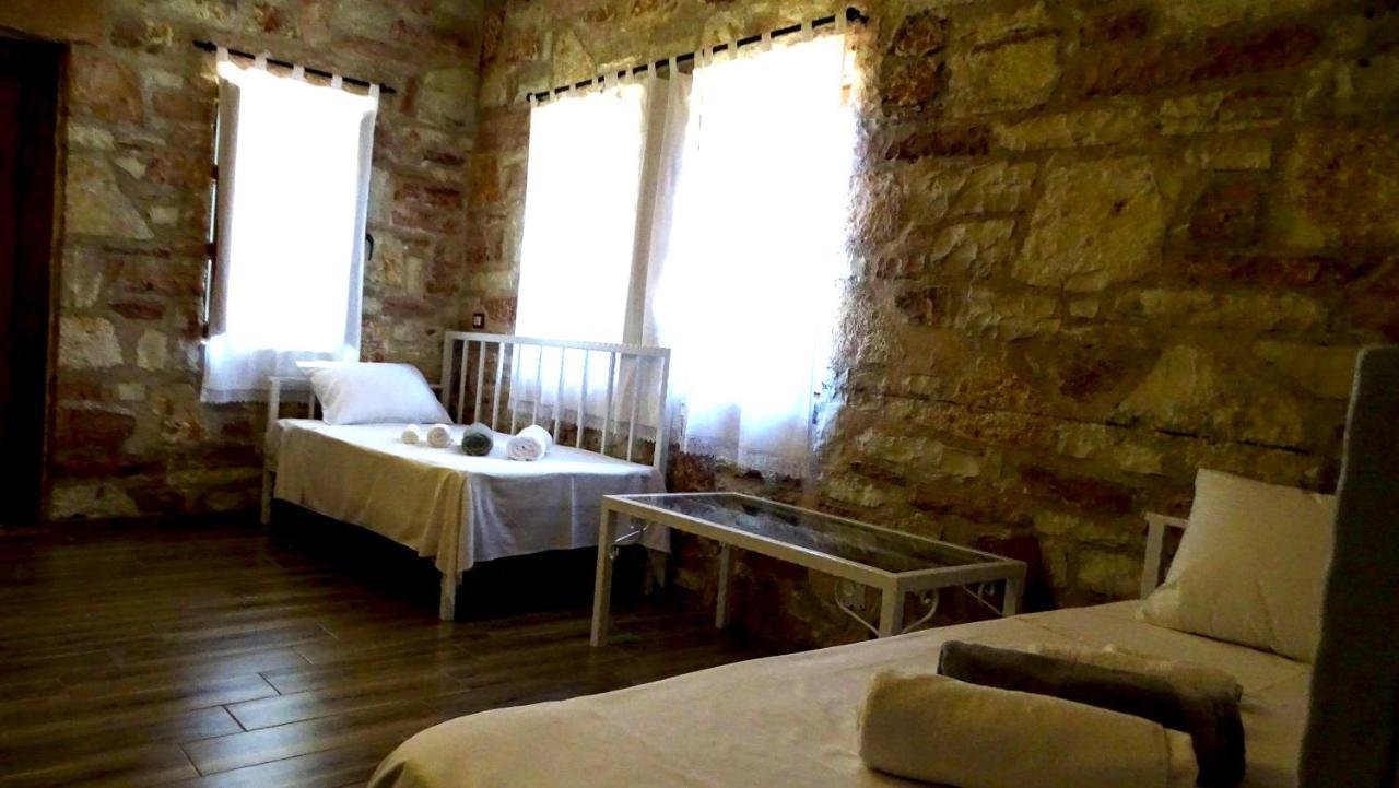 Hotel Limni 4*