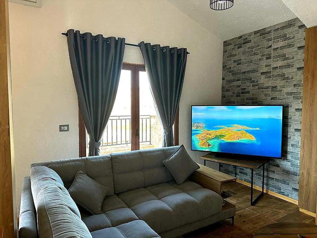 Limni Ksamil
